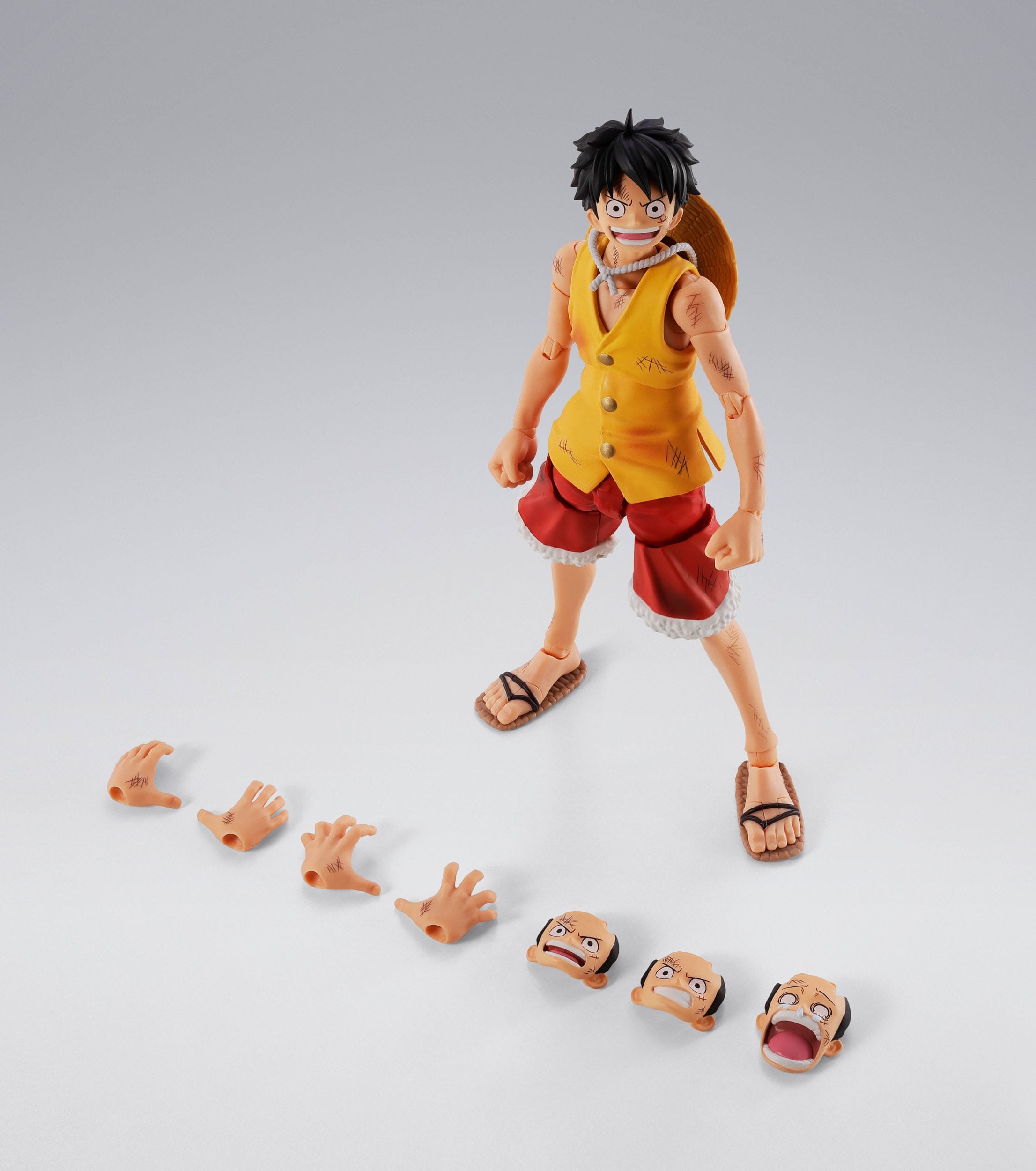 Monkey D Luffy (Marineford) SH Figuarts par Bandai Tamashii Nations - figurine One Piece de 15 cm