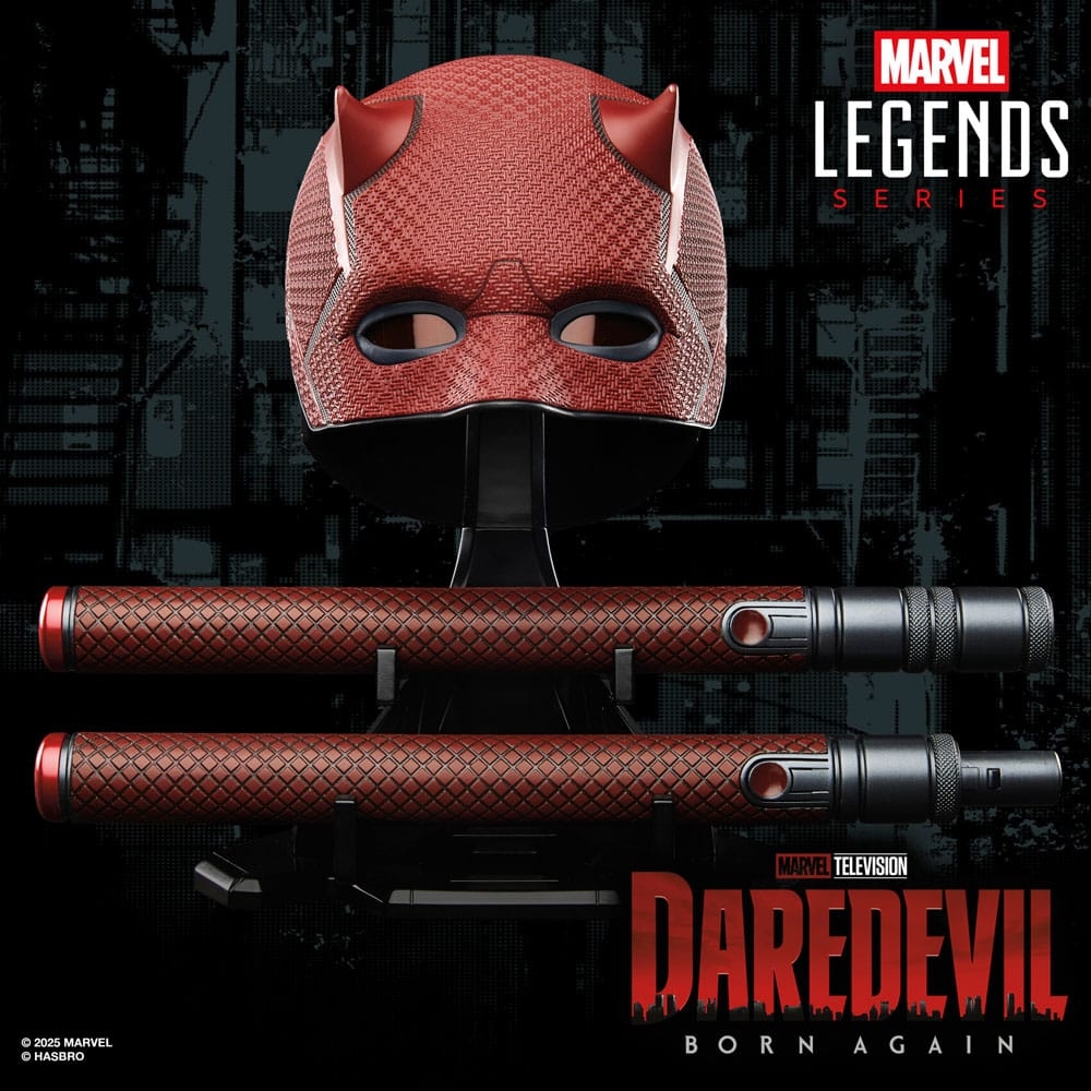 Daredevil Marvel Legends by Hasbro - Daredevil Born Again 1/1 scale helmet