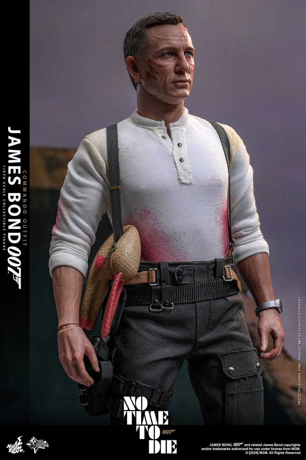 James Bond (Commando Outfit) by Hot Toys - No Time To Die 1/6 scale action figure - Reference MMS804