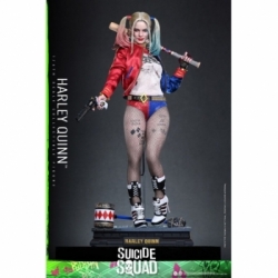 Harley Quinn by Hot Toys - Suicide Squad 1/6 scale action figure - Reference MMS841