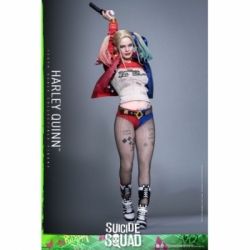 Harley Quinn par Hot Toys - figurine 1/6 Suicide Squad de 29 cm - Reference MMS841