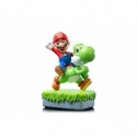 Mario et Yoshi Exclusive par First 4 Figures F4F - statue Super Mario de 48 cm