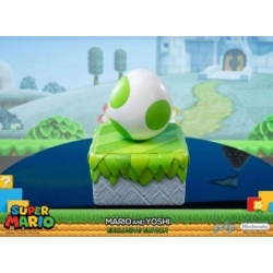 Mario and Yoshi by First 4 Figures F4F Exclusive version - Super Mario 48 x 33 x 24 cm statue