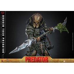 Broken Tusk Predator par Hot Toys - figurine 1/6 Alien VS Predator de 35 cm - Reference CMS029