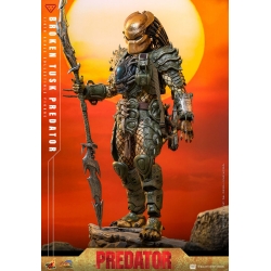 Broken Tusk Predator par Hot Toys - figurine 1/6 Alien VS Predator de 35 cm - Reference CMS029