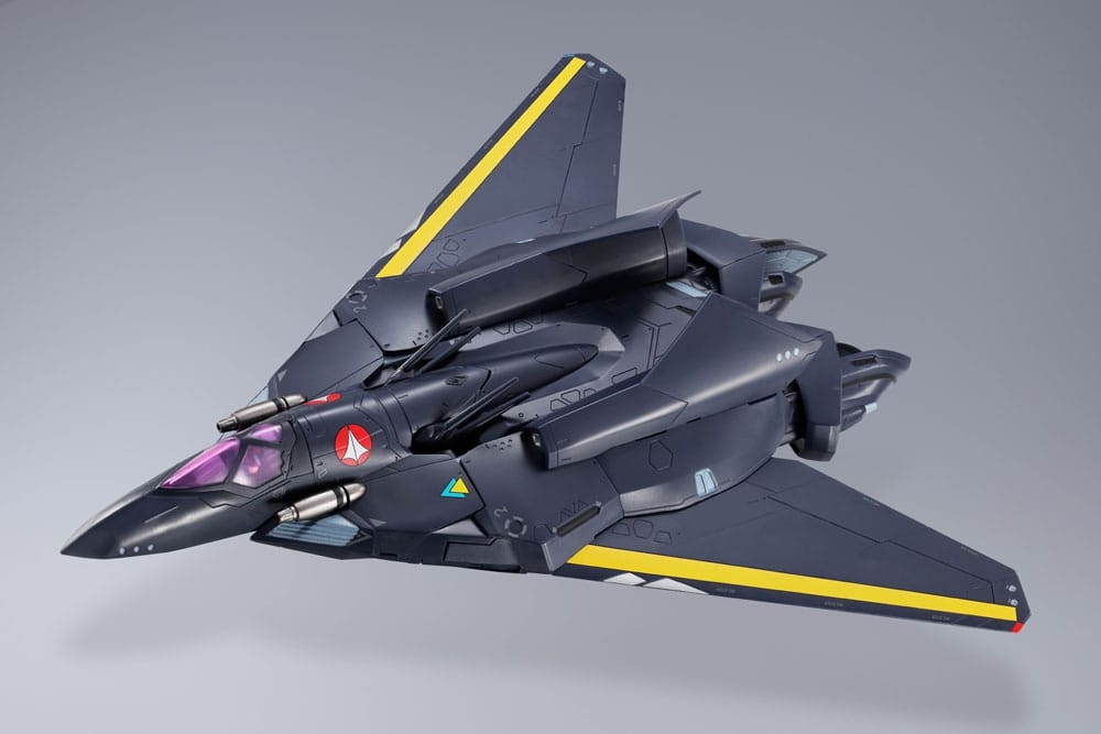 VF-17S Nightmare Stealthvalkyrie (Gamlin Kizaki use) DX Chogokin par Bandai - figurine Macross 7 de 25 cm