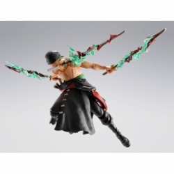 Zoro (King Of Hell) SH Figuarts van Bandai Tamashii Nations - One Piece 15 cm actiefiguur