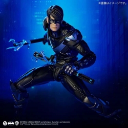 Nightwing Revoltech Amazing Yamaguchi par Kaiyodo - figurine Batman Arkham Knight de 17 cm