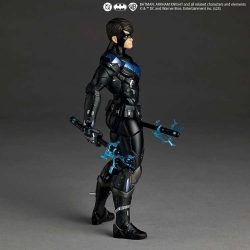 Nightwing Revoltech Amazing Yamaguchi par Kaiyodo - figurine Batman Arkham Knight de 17 cm