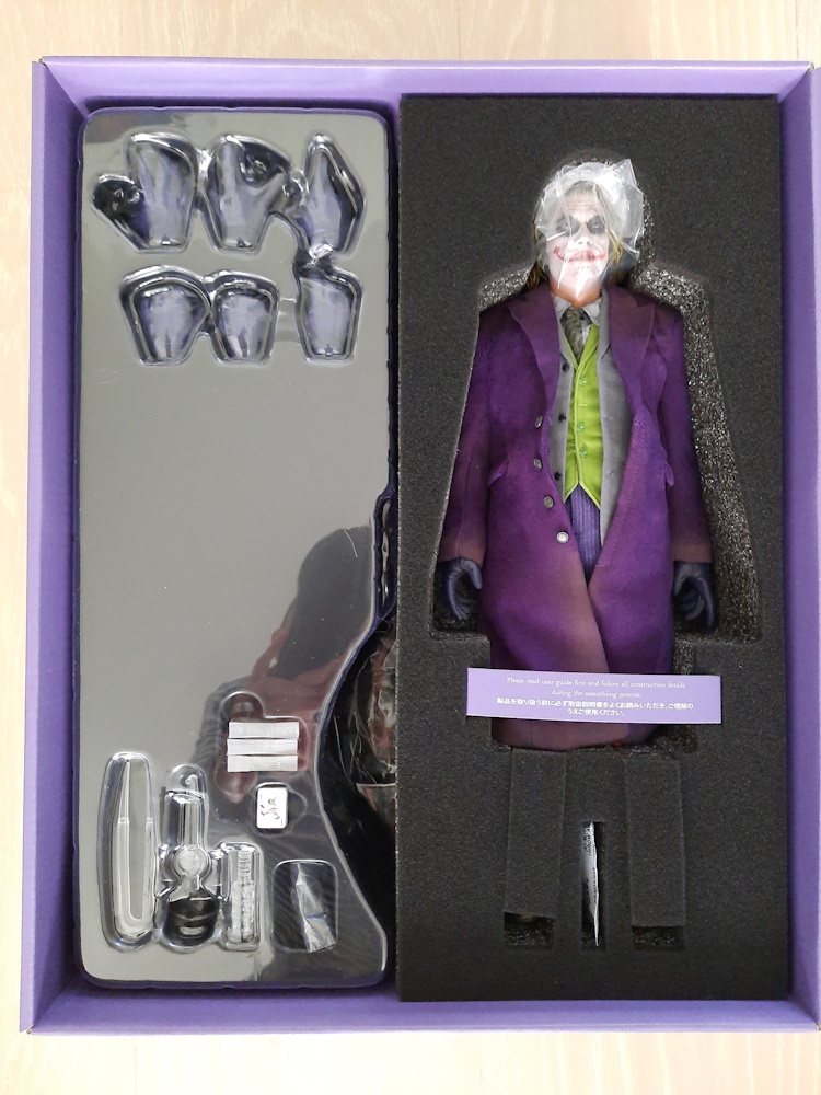 The Joker DX32 Hot Toys (figurine Batman The Dark Knight Trilogy)