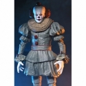Pennywise (Ultimate) par Neca - figurine Welcome To Derry de 17 cm