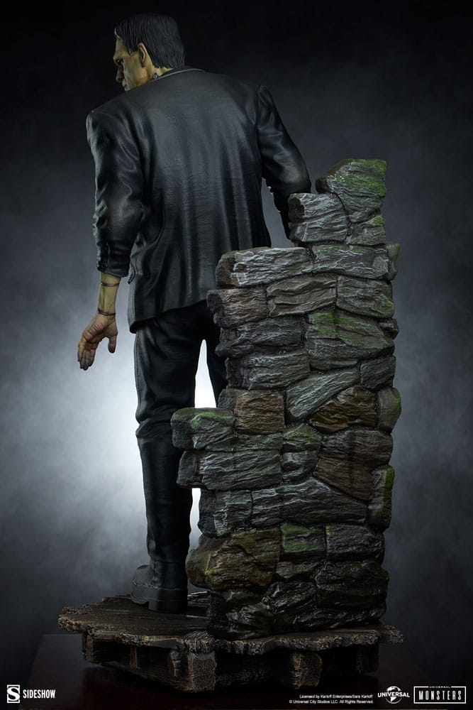 Frankenstein Premium Format by Sideshow Collectibles Collector Edition - Frankenstein 1/4 scale statue