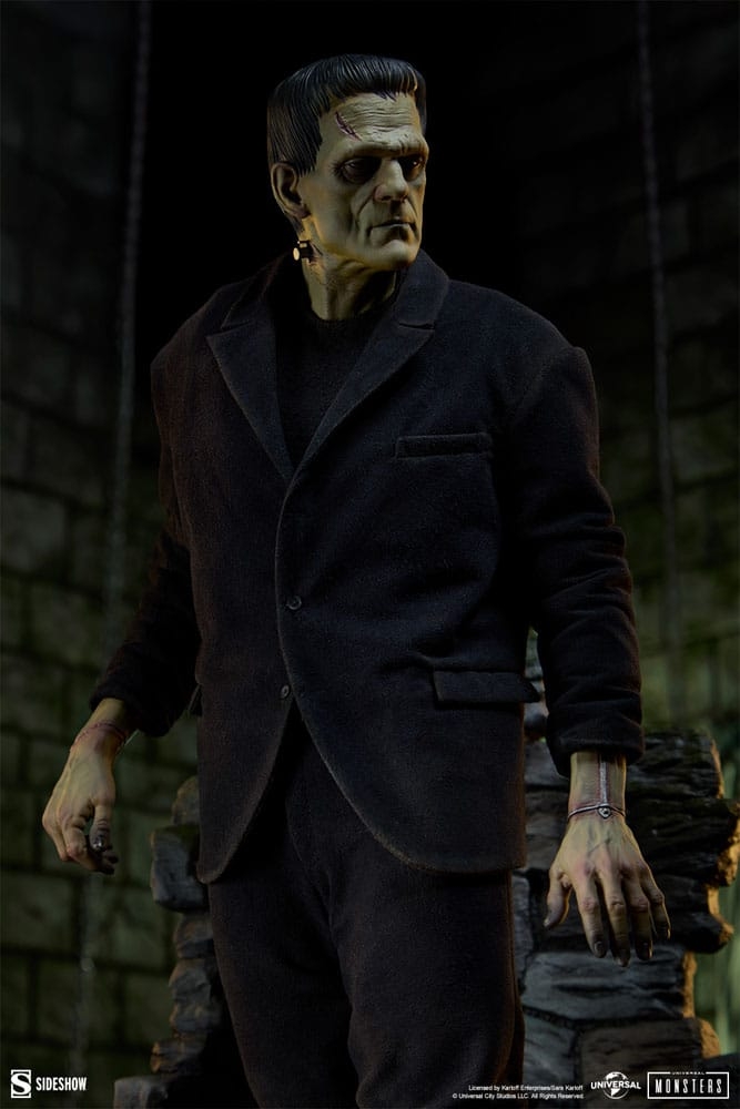 Frankenstein Premium Format by Sideshow Collectibles Mixed Media Edition - Frankenstein 1/4 scale statue