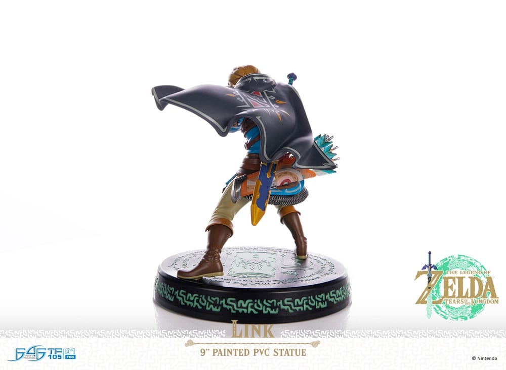Link (The Hero Of Time) par First 4 Figures F4F - figurine The Legend of Zelda: Tears of the Kingdom de 18 cm