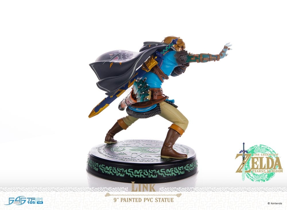 Link (The Hero Of Time) par First 4 Figures F4F - figurine The Legend of Zelda: Tears of the Kingdom de 18 cm