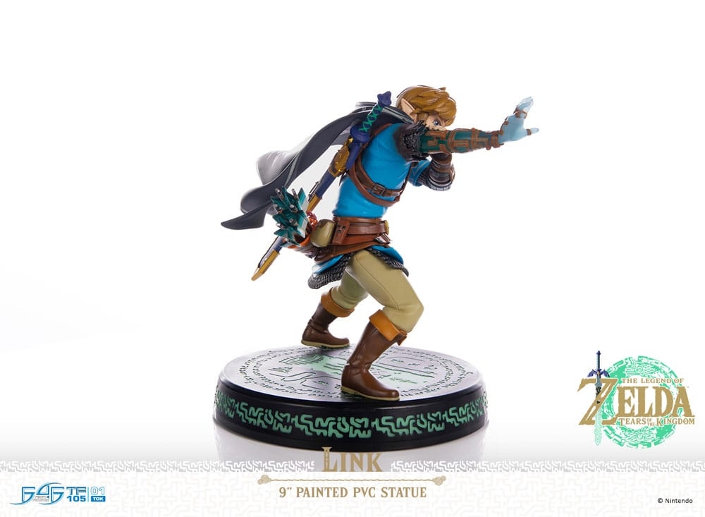 Link (The Hero Of Time) par First 4 Figures F4F - figurine The Legend of Zelda: Tears of the Kingdom de 18 cm