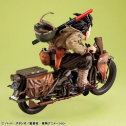 Son Goku (and motor bike) Desktop Real McCoy EX by Megahouse - Dragon Ball Z 14 cm figure