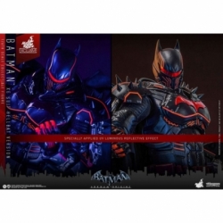 Batman (XE Suit Hellbat) par Hot Toys - figurine 1/6 Batman: Arkham Origins de 33 cm - VGM73