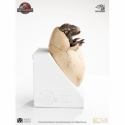 White Queen Hatching Egg par Elite Creature Collectibles - figurine 1/1 Jurassic Park 3 de 13 cm