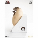 White Queen Hatching Egg by Elite Creature Collectibles - Jurassic Park 3 1/1 scale figure