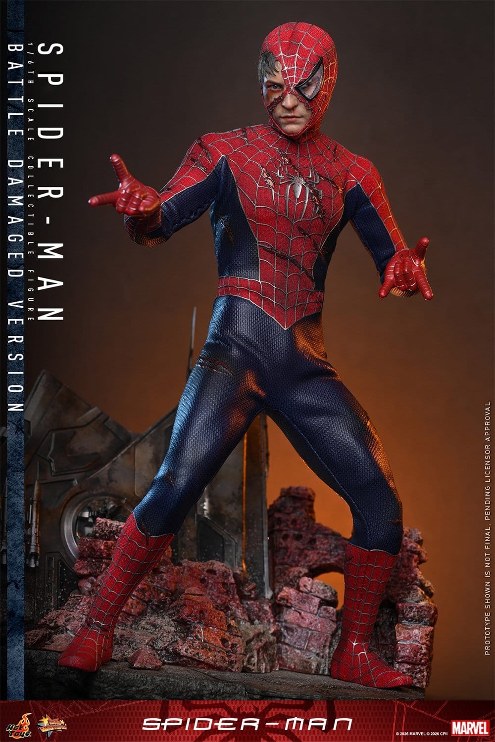 Spider-Man (Battle Damaged) par Hot Toys - figurine 1/6 de 30 cm - MMS859