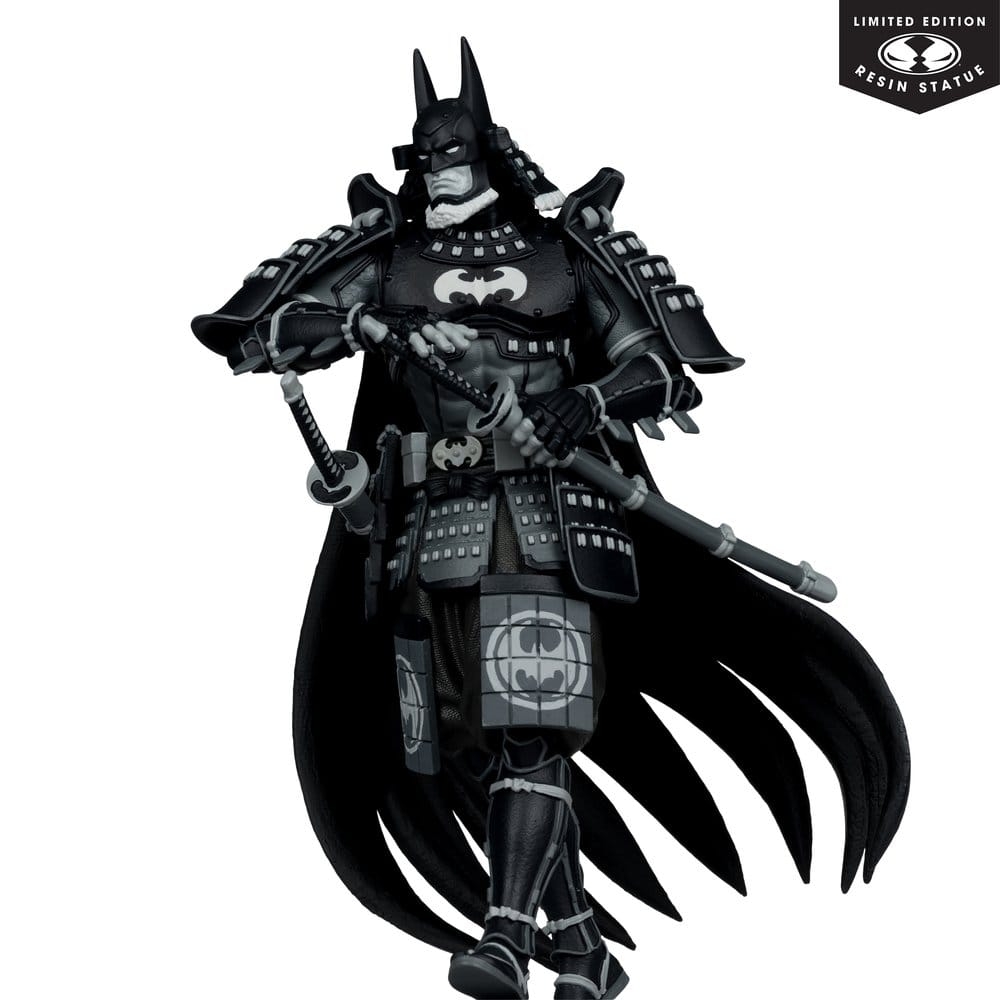 Batman Ninja Black & White par McFarlane Toys - statue 1/10 DC Comics de 20 cm