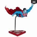 Superman (by Lee Bermejo) Red & Blue par McFarlane Toys - statue 1/10 DC Comics de 26 cm