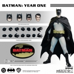Batman One:12 van Mezco - Batman : Year One 1/12 schaal actiefiguur