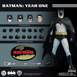 Batman One:12 van Mezco - Batman : Year One 1/12 schaal actiefiguur