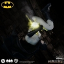 Batman One:12 par Mezco - figurine 1/12 Batman : Year One de 17 cm