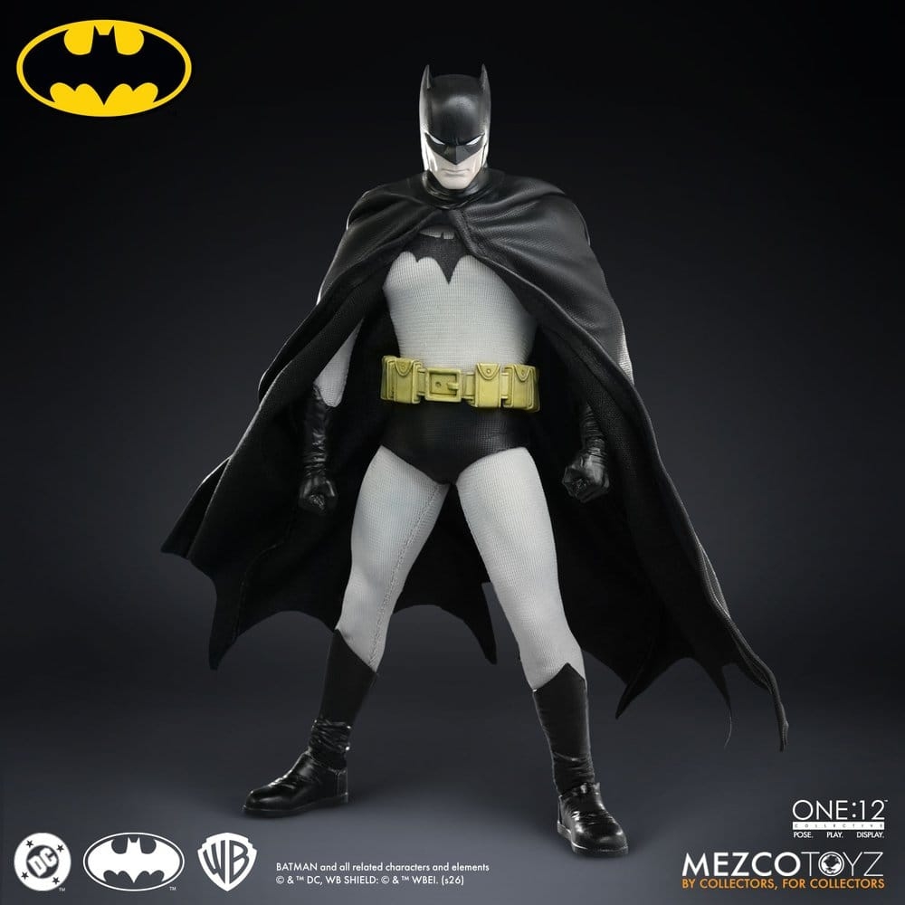 Batman One:12 par Mezco - figurine 1/12 Batman : Year One de 17 cm