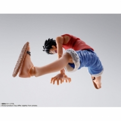 Monkey D Luffy (Romance Dawn) SH Figuarts van Bandai Tamashii Nations Rerun - One Piece 15 cm actiefiguur