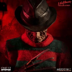 Freddy Krueger One:12 von Mezco - Nightmare On Elm Street 1/12 Maßstab Actionfigur