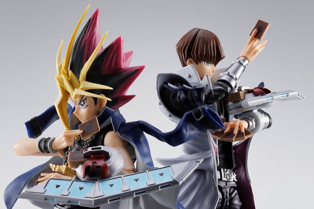 Seto Kaiba SH Figuarts par Bandai Tamashii Nations - figurine Yu-Gi-Ho! Duel Monsters de 16 cm