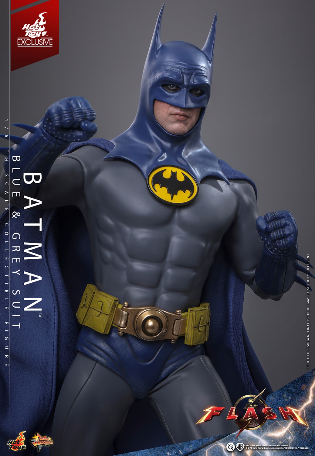 Batman (Blue and Grey Suit) by Hot Toys - MMS834 - The Flash 1/6 scale action figure