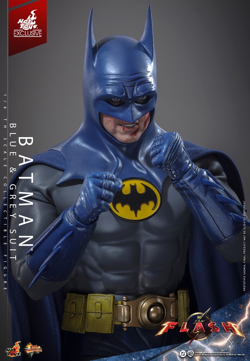Batman (Blue and Grey Suit) par Hot Toys - MMS834 - figurine 1/6 The Flash de 30 cm