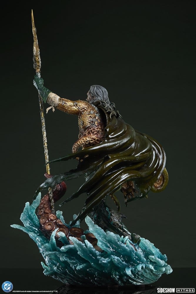 Aquaman (Lord Of The Deep) Premium Format by Sideshow Collectibles - DC Comics 1/4 scale statue