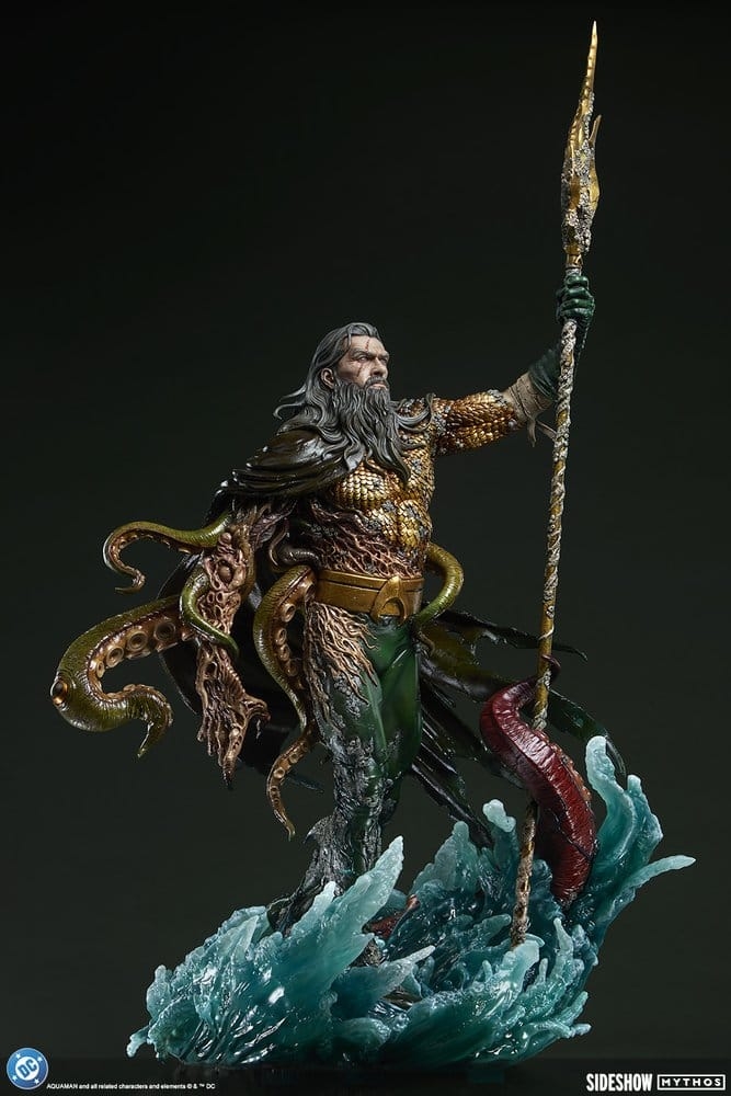 Aquaman (Lord Of The Deep) Premium Format by Sideshow Collectibles - DC Comics 1/4 scale statue