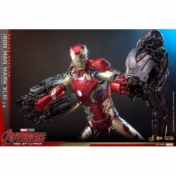 Iron Man Mark XLIII (2.0) deluxe van Hot Toys - MMS866D81 - Avengers : Age Of Ultron 1/6 schaal actiefiguur