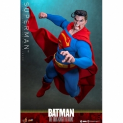 Superman by Hot Toys - CMS032 - The Dark Knight Returns 1/6 scale action figure