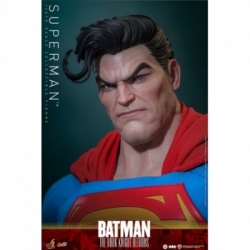Superman by Hot Toys - CMS032 - The Dark Knight Returns 1/6 scale action figure
