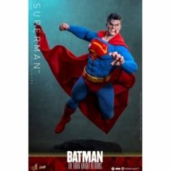 Superman by Hot Toys - CMS032 - The Dark Knight Returns 1/6 scale action figure