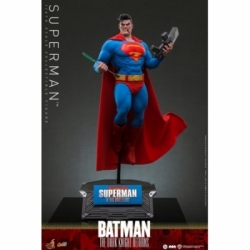 Superman by Hot Toys - CMS032 - The Dark Knight Returns 1/6 scale action figure