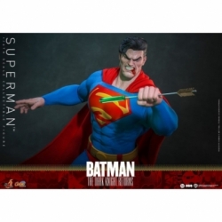 Superman par Hot Toys - CMS032 - figurine 1/6 The Dark Knight Returns de 34 cm