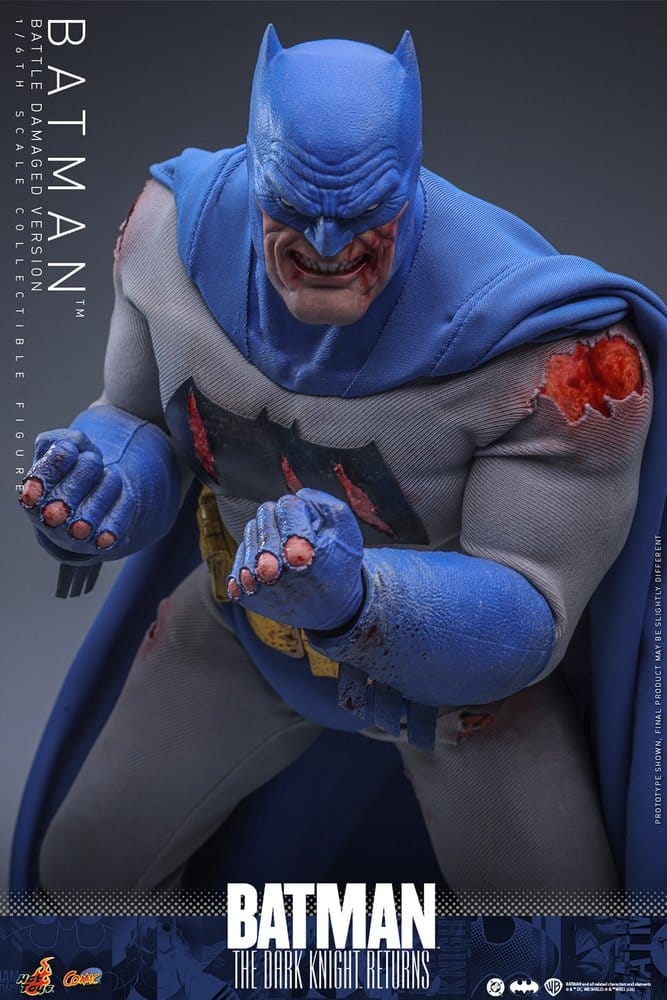 Batman (Battle Damaged version) par Hot Toys - CMS031 - figurine 1/6 The Dark Knight Returns de 32 cm