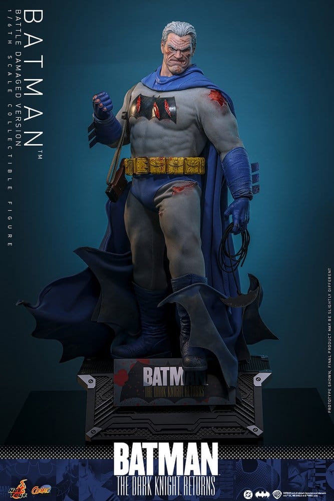 Batman (Battle Damaged version) by Hot Toys - CMS031 - The Dark Knight Returns 1/6 scale action figure