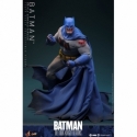 Batman (Battle Damaged version) by Hot Toys - CMS031 - The Dark Knight Returns 1/6 scale action figure