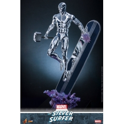 Silver Surfer par Hot Toys - CMS033 - figurine 1/6 Marvel de 31 cm