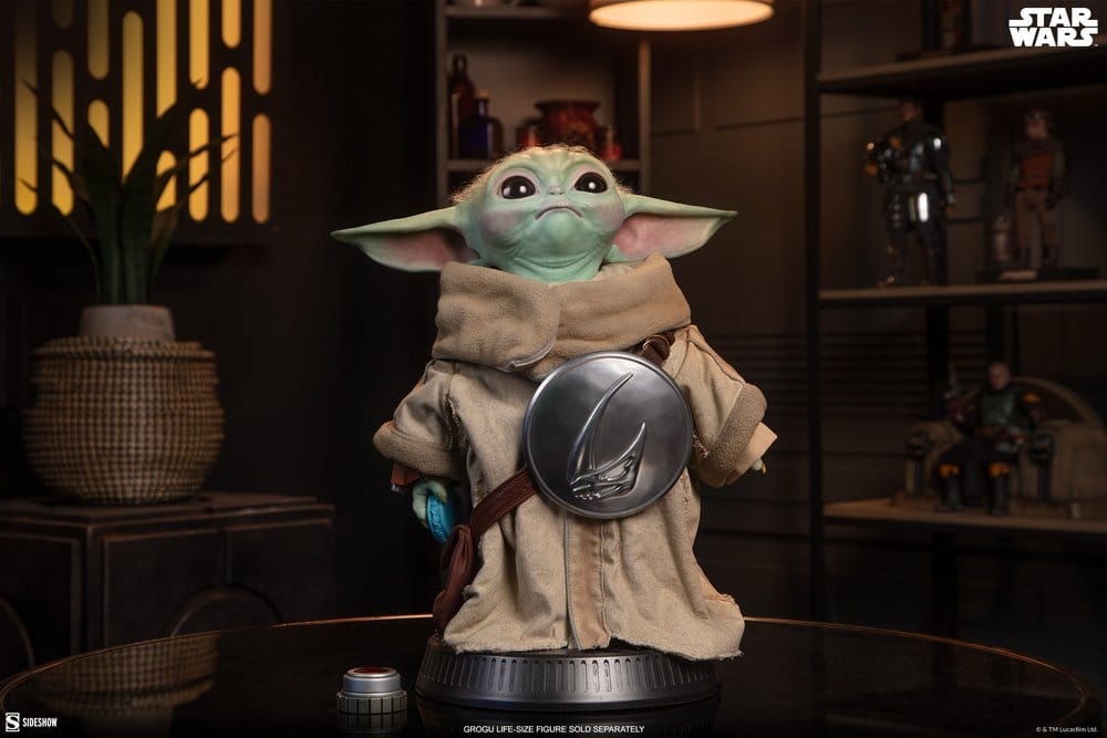 Grogu Accessories Set Life-Size by Sideshow Collectibles - Star Wars : The Mandalorian and Grogu 1/1 scale accessory
