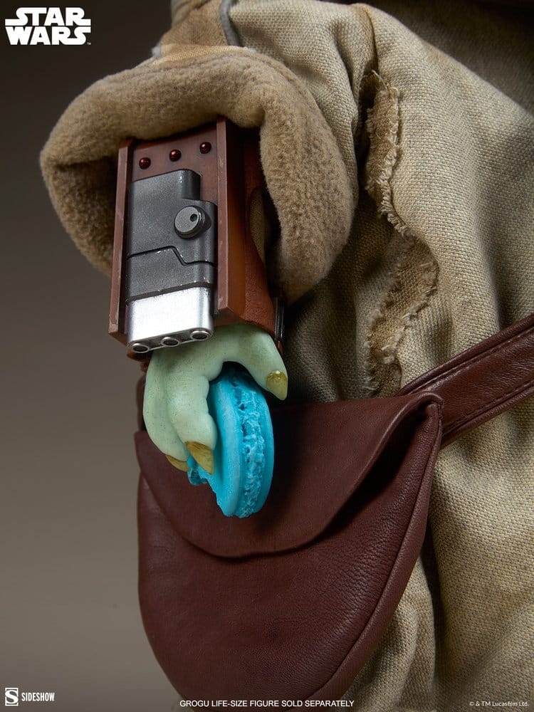 Grogu Accessories Set Life-Size by Sideshow Collectibles - Star Wars : The Mandalorian and Grogu 1/1 scale accessory